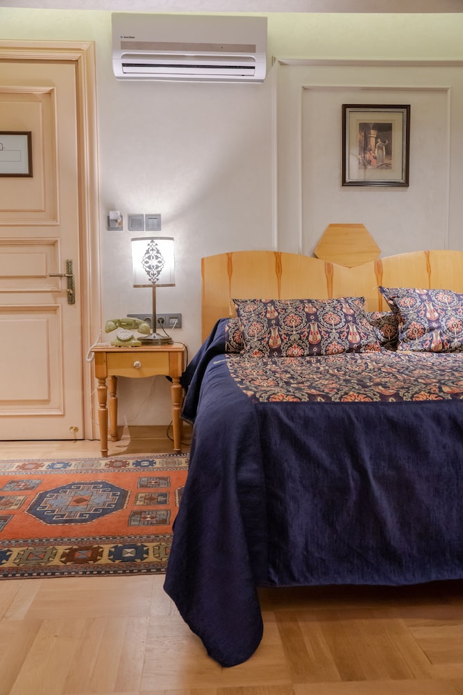 Niles Hotel Istanbul Special Class 44/50