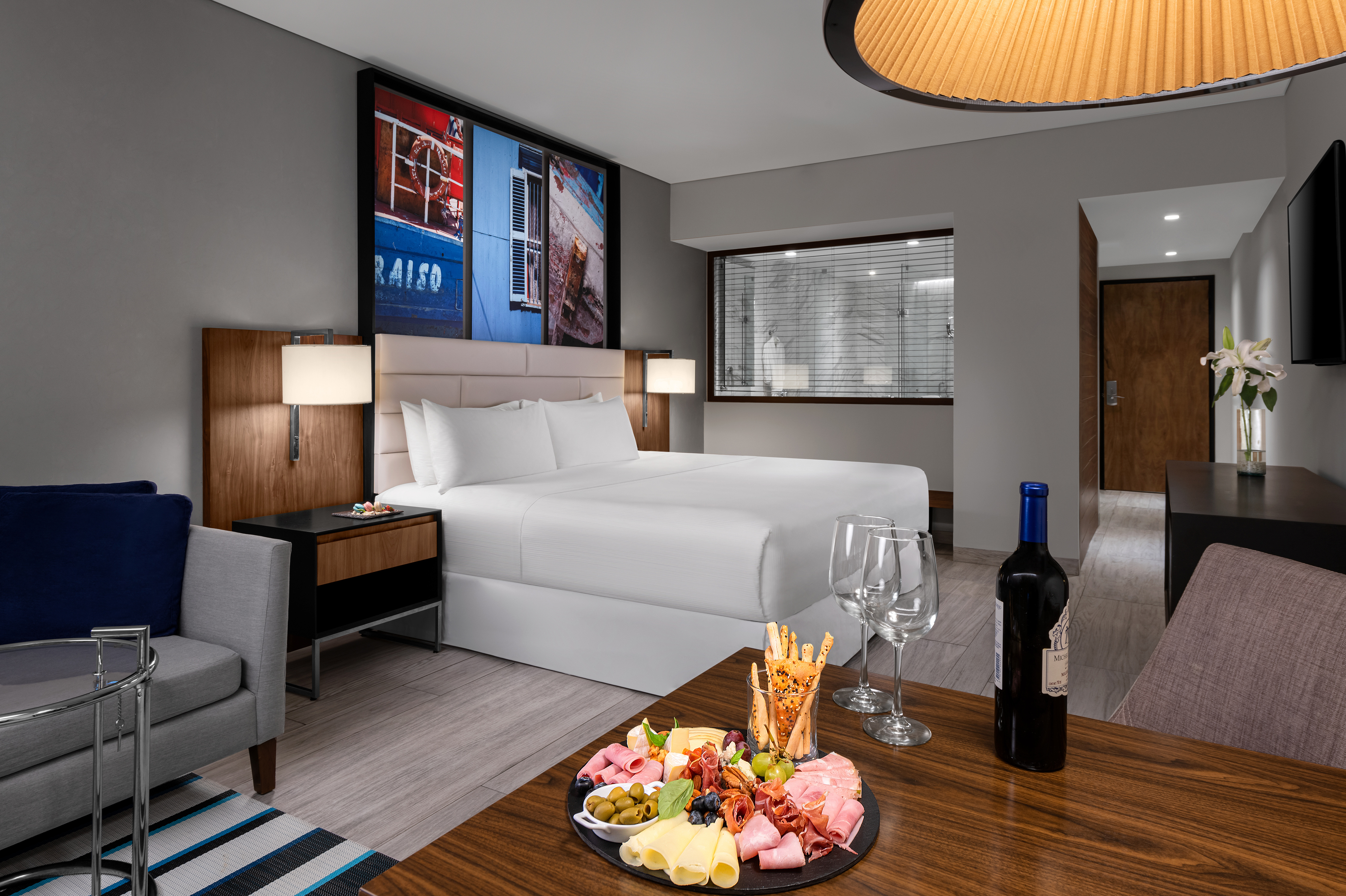 PREMIER, KING BED, OCEAN FRONT