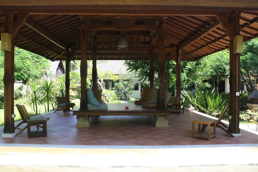 Hotel Vila Ombak 44/72