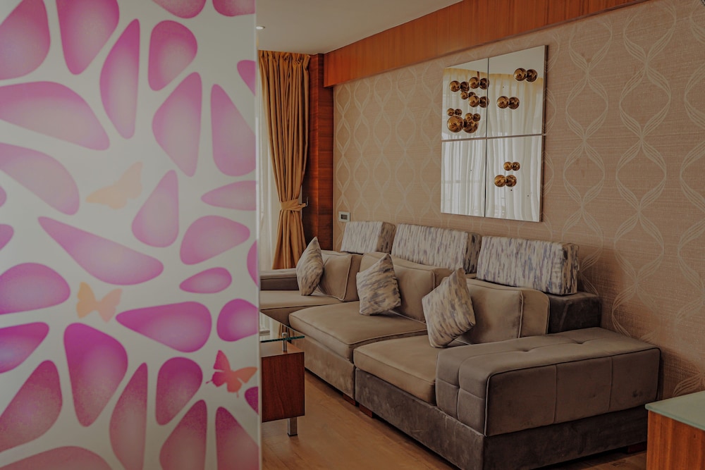 Amber Dale Luxury Hotel and Spa, Munnar (ex PLUM JUDY - THE LEISURE HOTEL) 39/50
