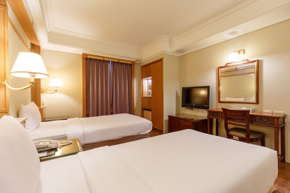 SLV Hotel 15/50