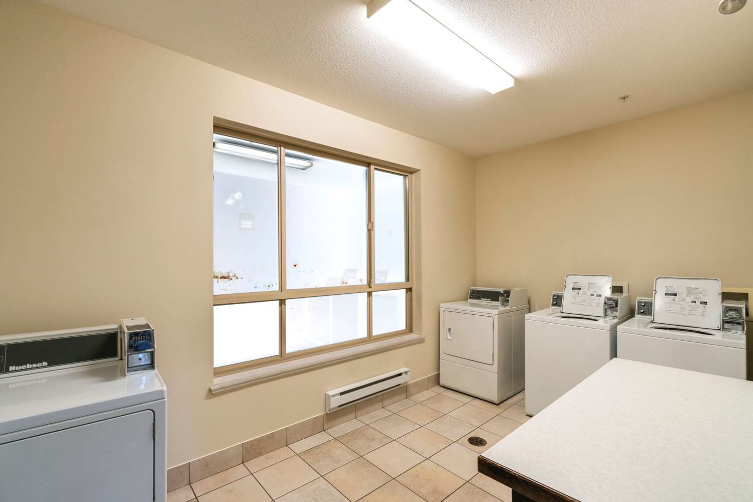 Comfort Inn & Suites Surrey 20/60