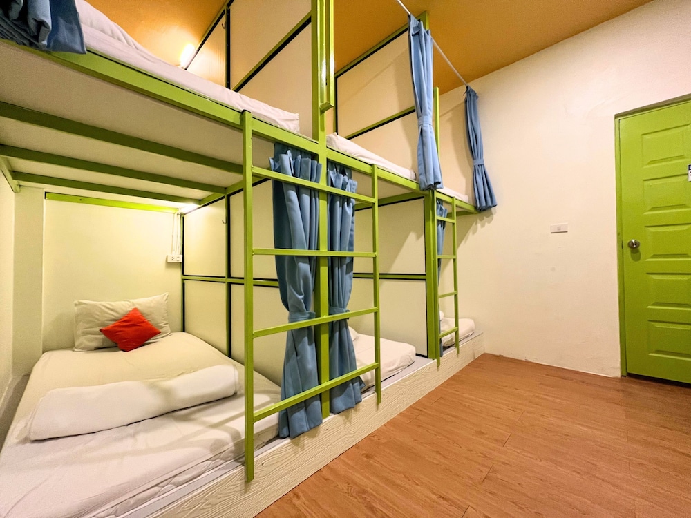Sleepy Station - Hostel 19/57