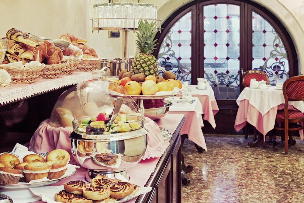 Firenze Hotel 34/43