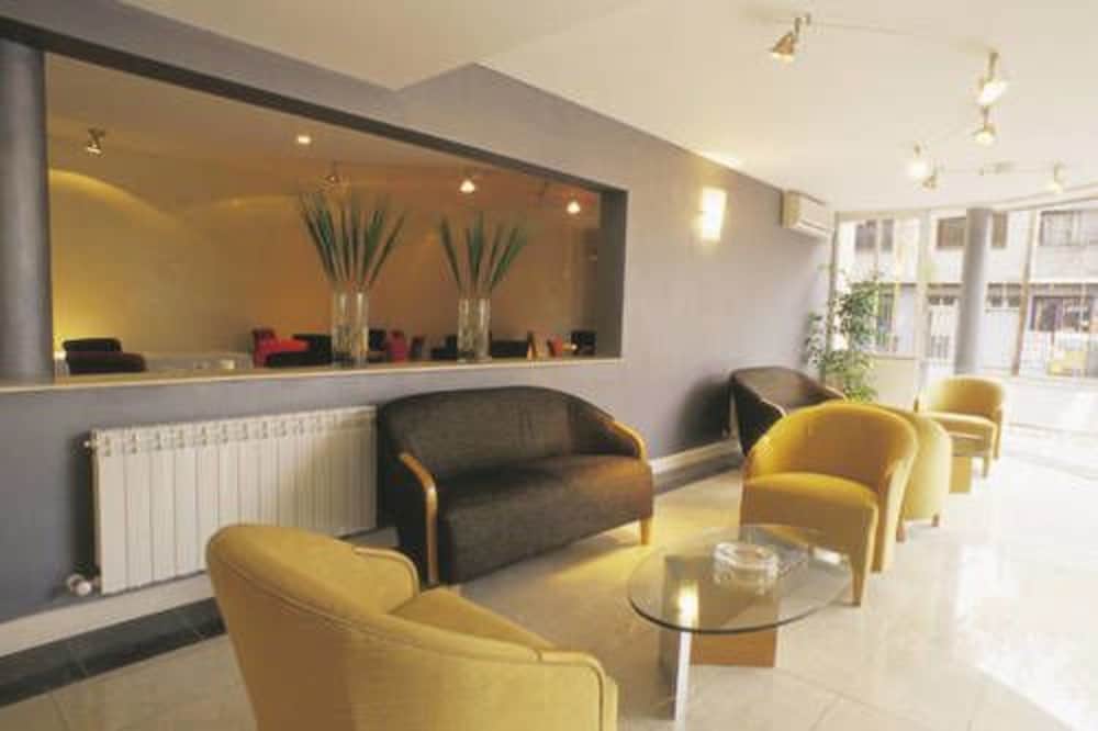 Urbanas Suites 21/36