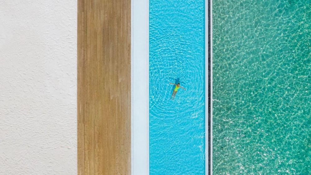 Sandies Bathala Maldives 34/71