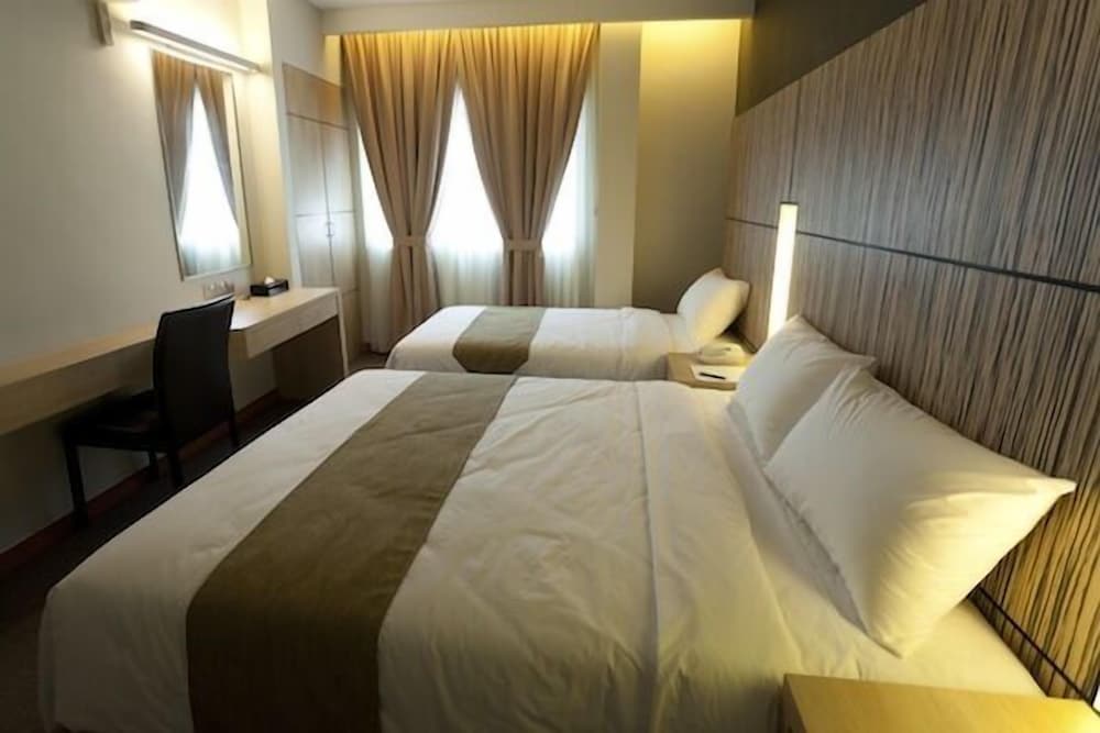 Grand Medallion Hotel 13/48