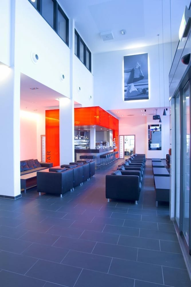 NOVINA HOTEL HERZOGENAURACH HERZO-BASE 35/66