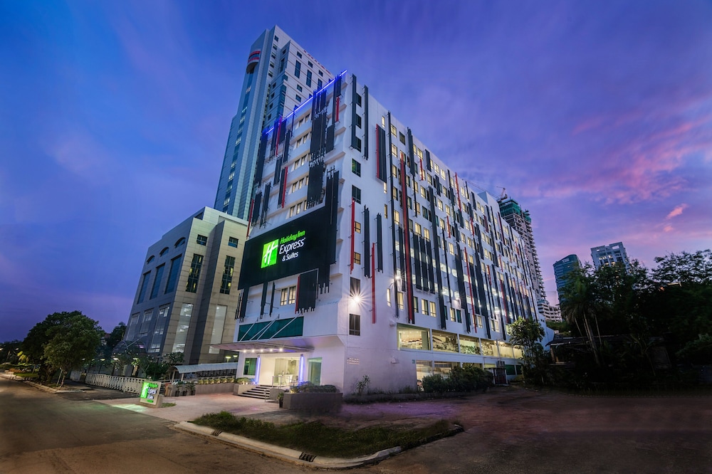 Holiday Inn Express & Suites Johor Bahru in JOHOR BAHRU