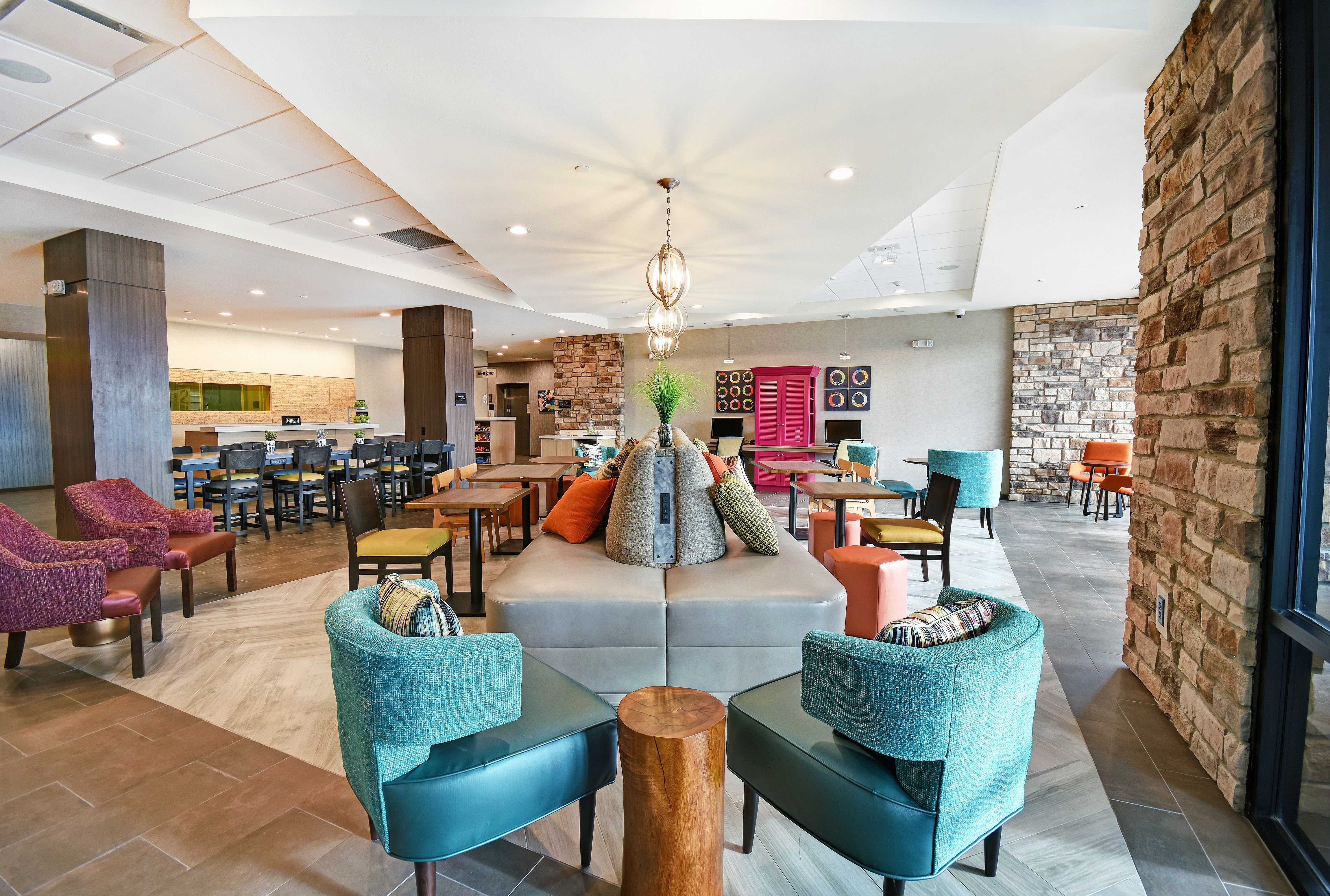 Home2 Suites By Hilton Beloit 8/22