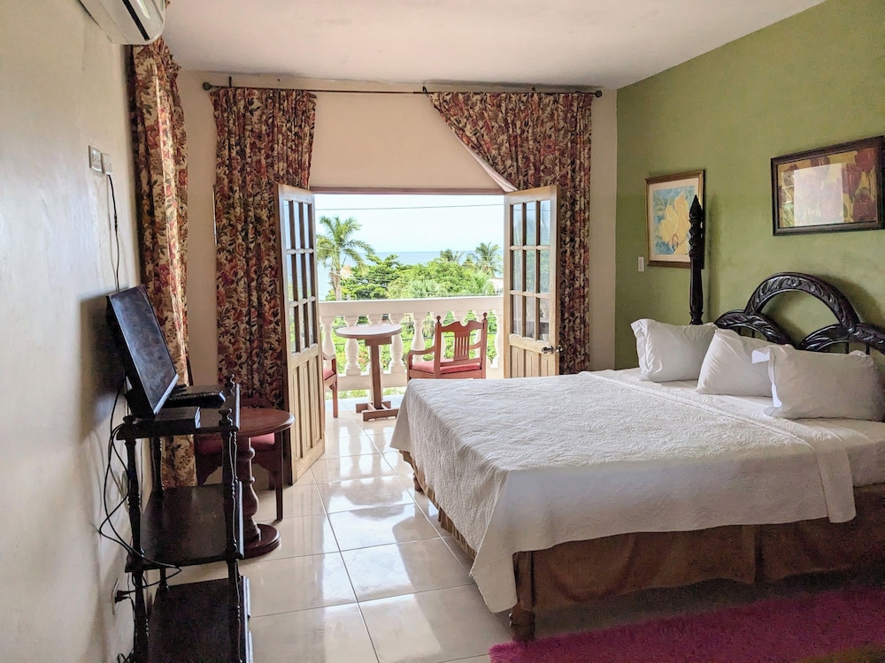 Chateau Margarite Villa 41/50
