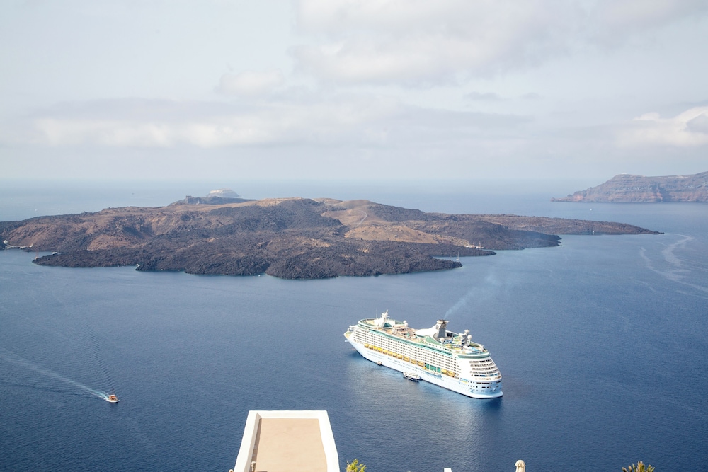 Pantelia Suites Santorini 64/71