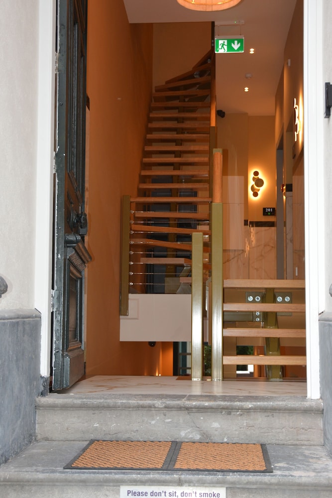 If boutique hotel 7/55