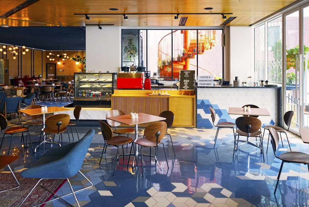 The Kuala Lumpur Journal Hotel 36/50