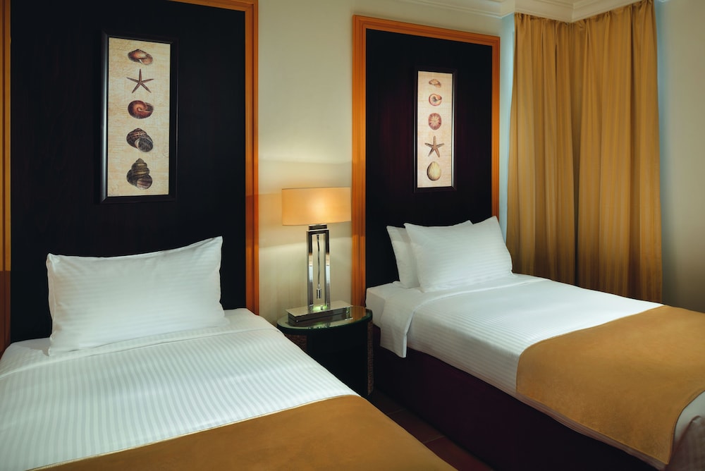منتجع موفنبيك النورس جدة(Movenpick Resort Al Nawras Jeddah) 15/60