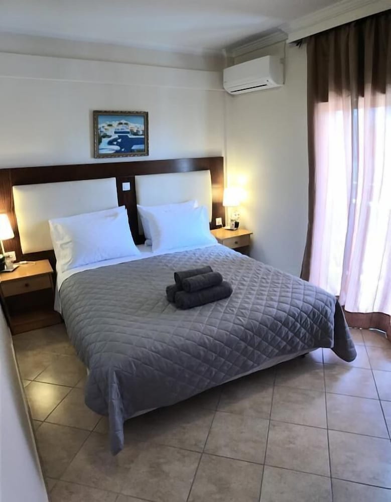 Aspa Holiday Apartments 7/22