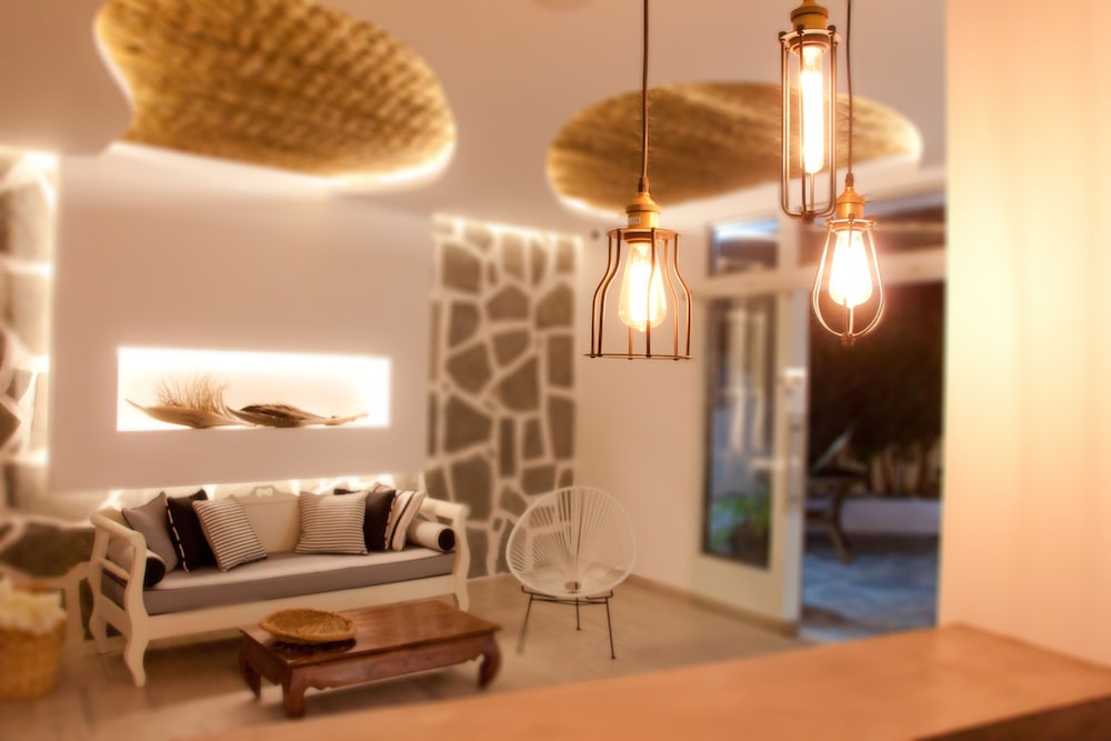 Malibu Boutique Studios 33/50