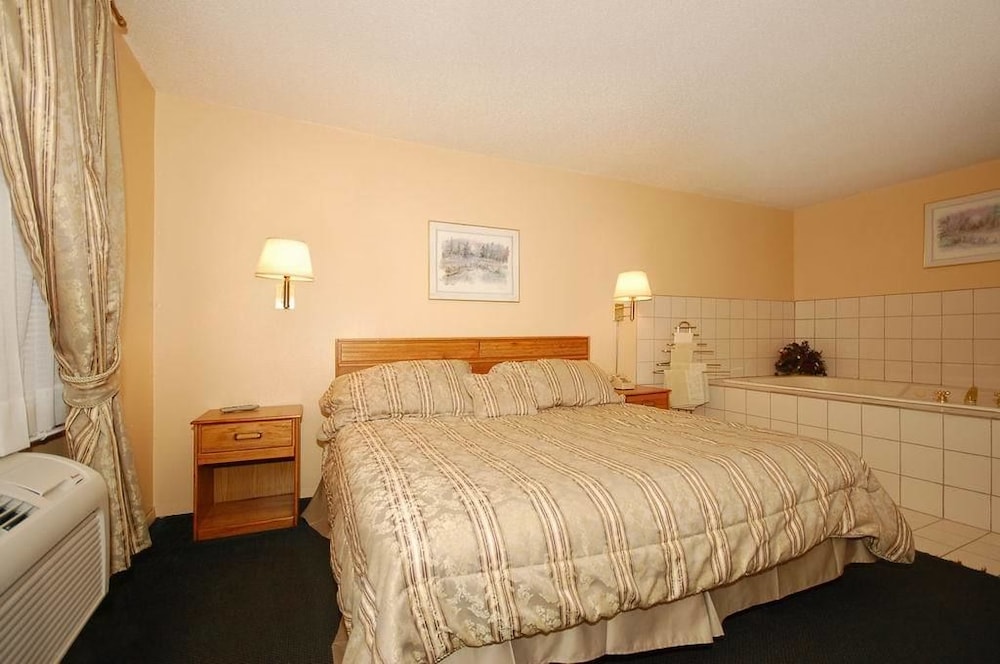 Americas Best Value Inn Webster City 27/53