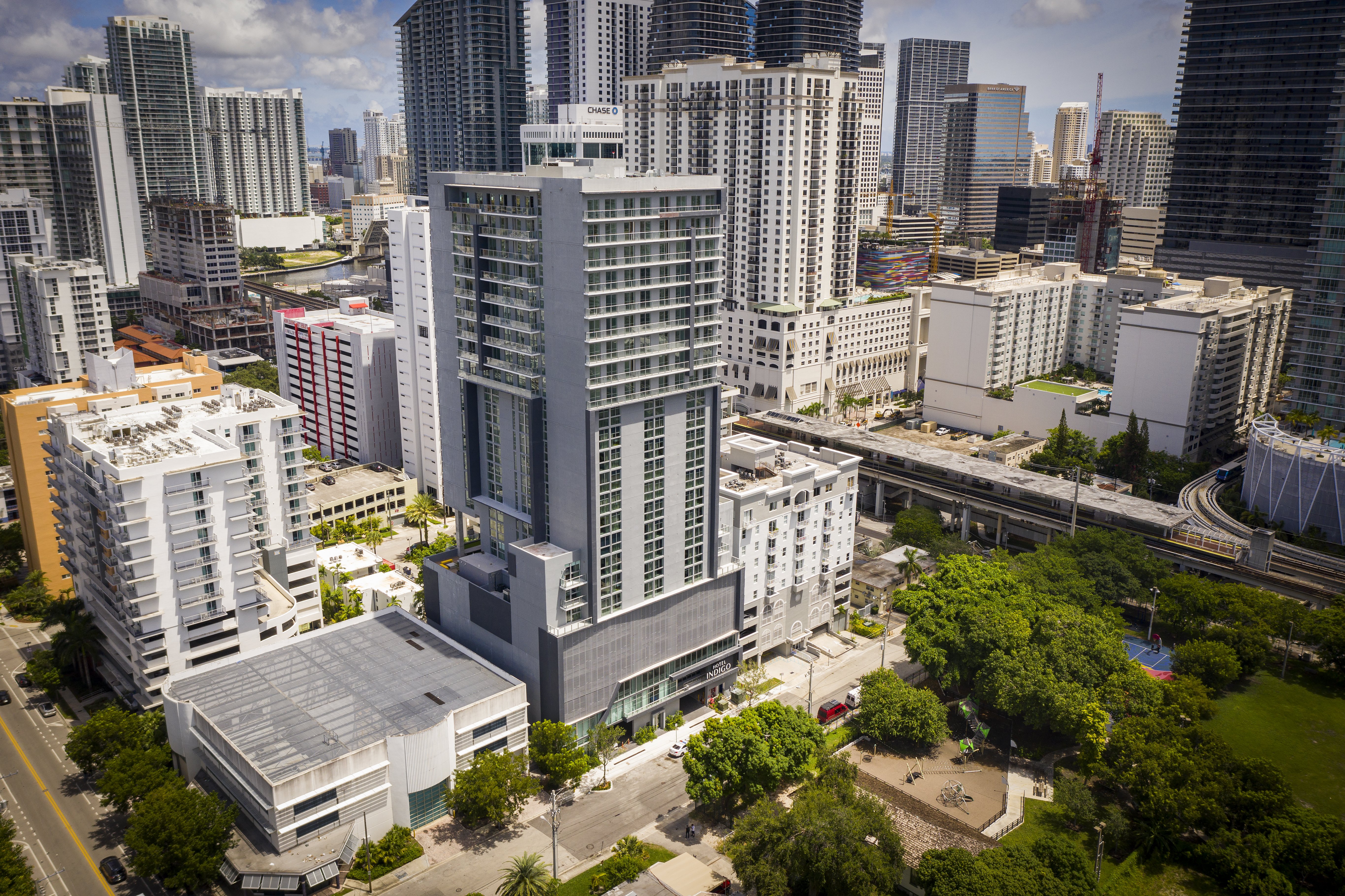 Atwell Suite Miami Brickell 10/79