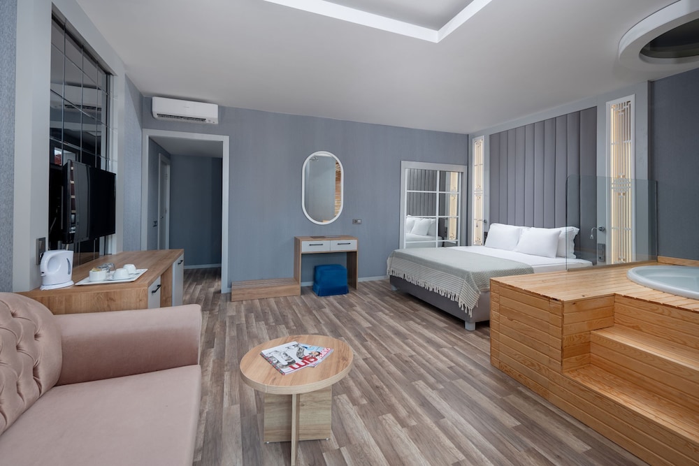 Siam Elegance Hotels and Spa 11/35
