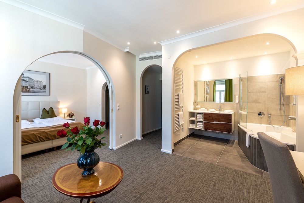 Altstadthotel Wolf Dietrich 38/56