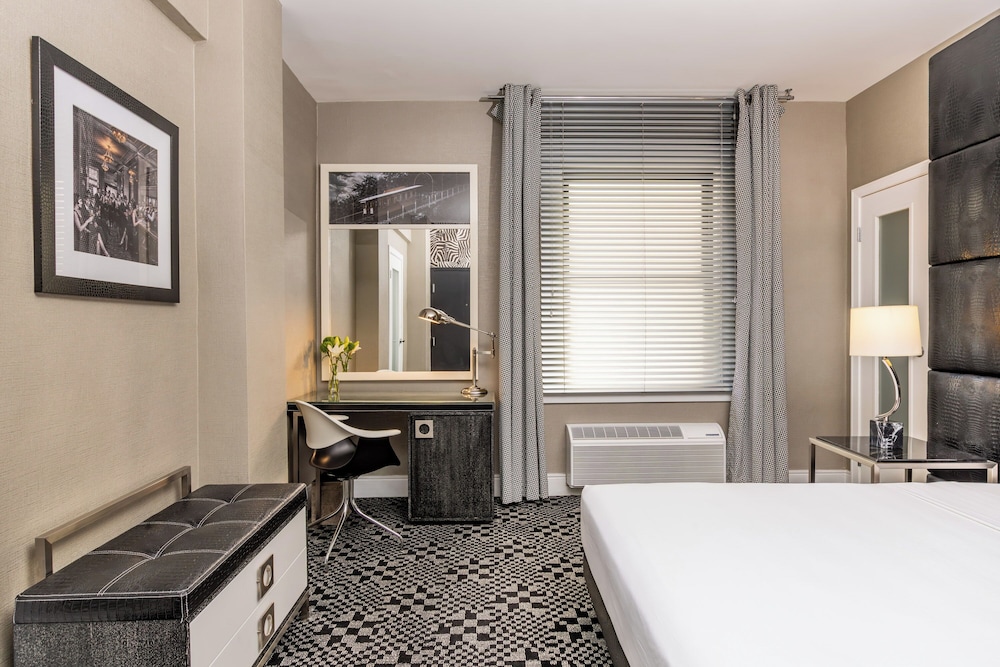 Hotel Clark Los Angeles 53/54
