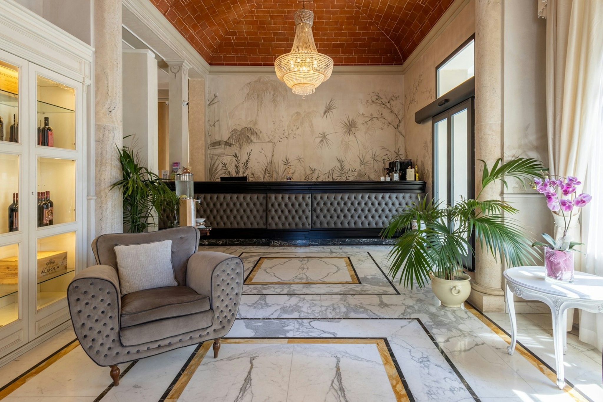 Embassy Hotel Florence 8/42