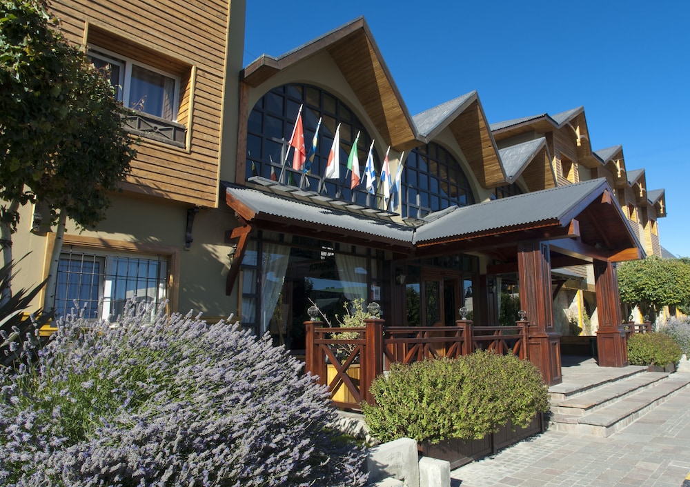 Quijote Hotel 3/50