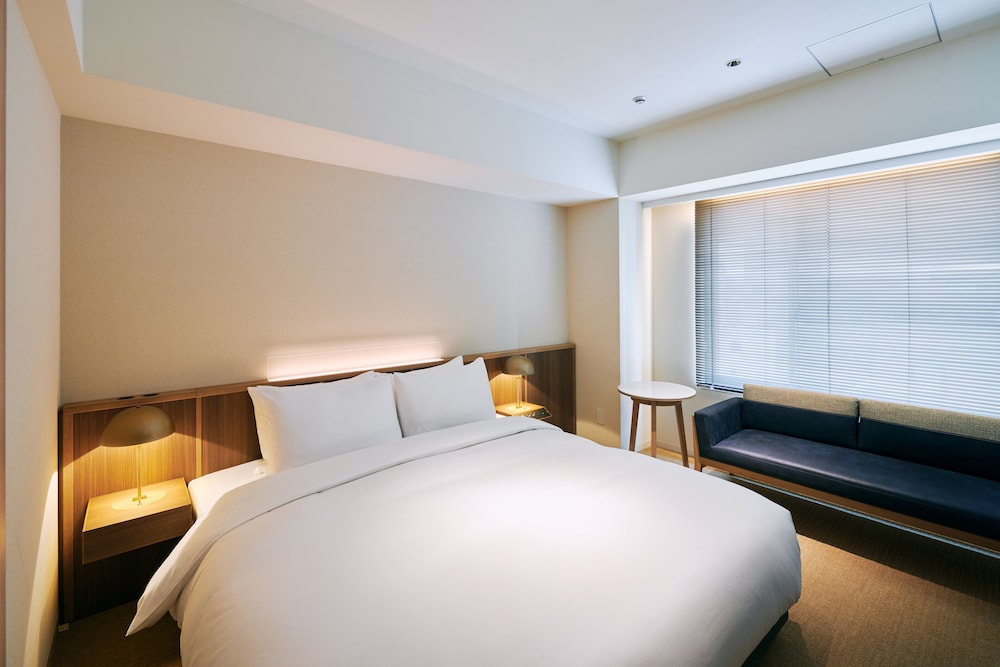 SUPERIOR, DOUBLE BED