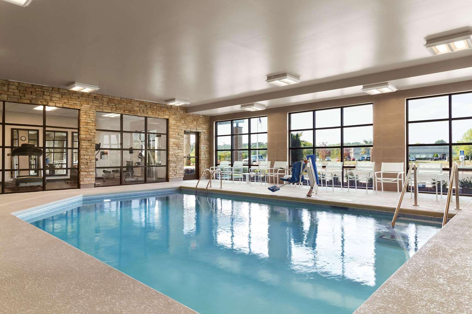 Country Inn and Suites by Radisson Smithfield Selma NC 6/30