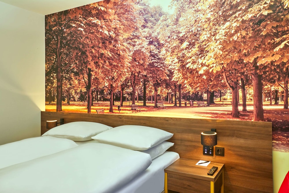 Hyperion Hotel Berlin 54/61
