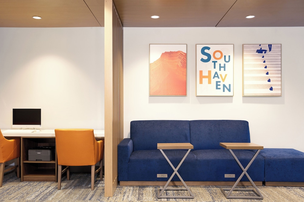Holiday Inn Express Granby Northwest by IHG, Granby 30/34