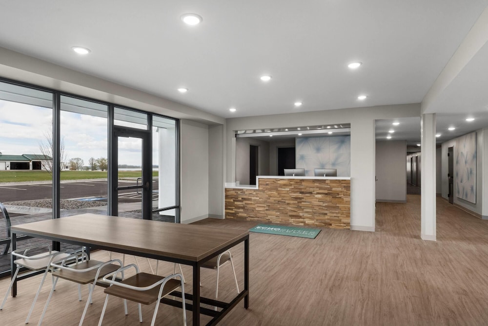 ECHO Suites Extended Stay by Wyndham Bozeman 11/68