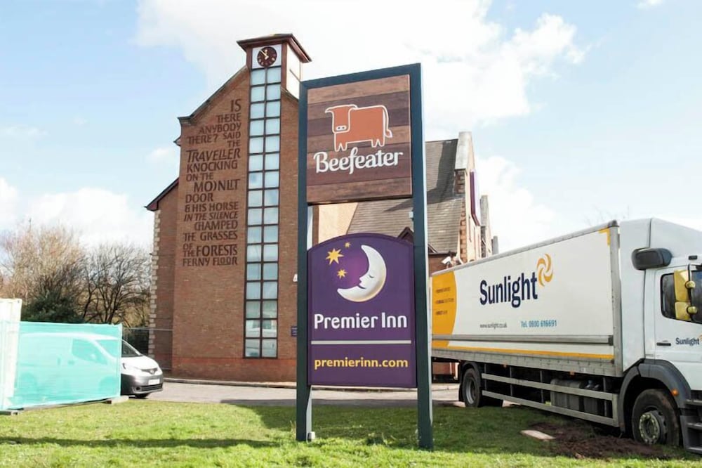 Premier Inn Guildford North (A3) in GUILDFORD
