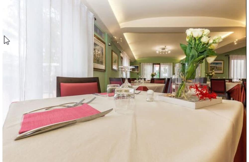 Hotel Santa Maria 53/57