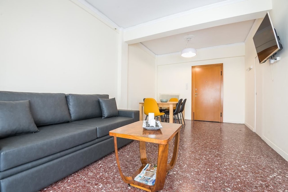 Acropolis View Paradise Apartments 14/25