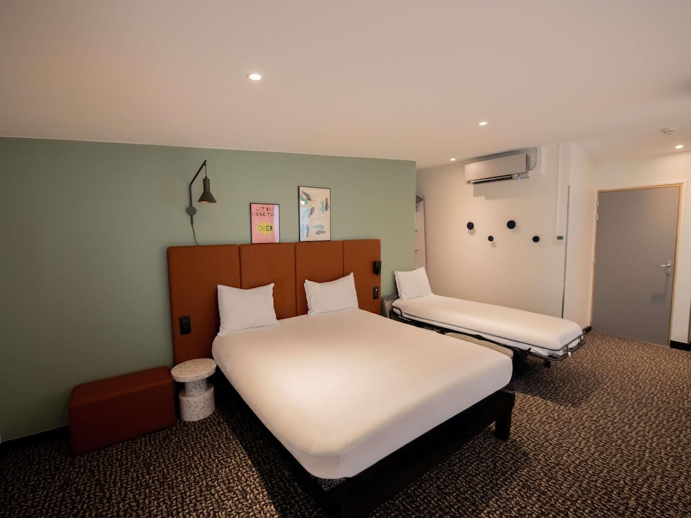 Ibis Paris Canal Saint Martin 18/69