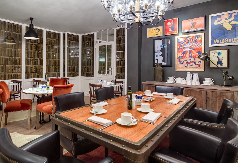 H10 Montcada Boutique 58/68