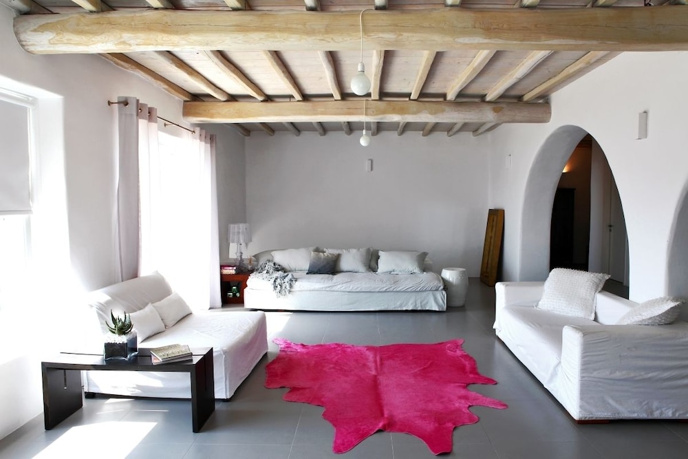 Villa Delucien 25/52