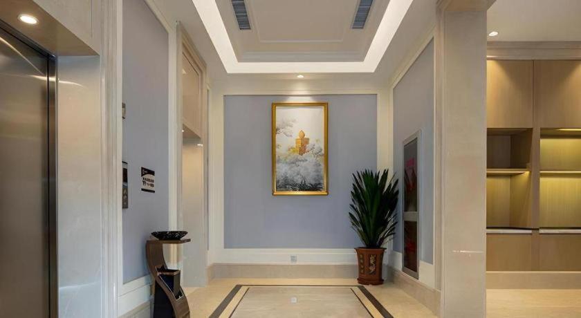 Vienna Hotel (Beijing Changping Science and Technology Park) 13/48