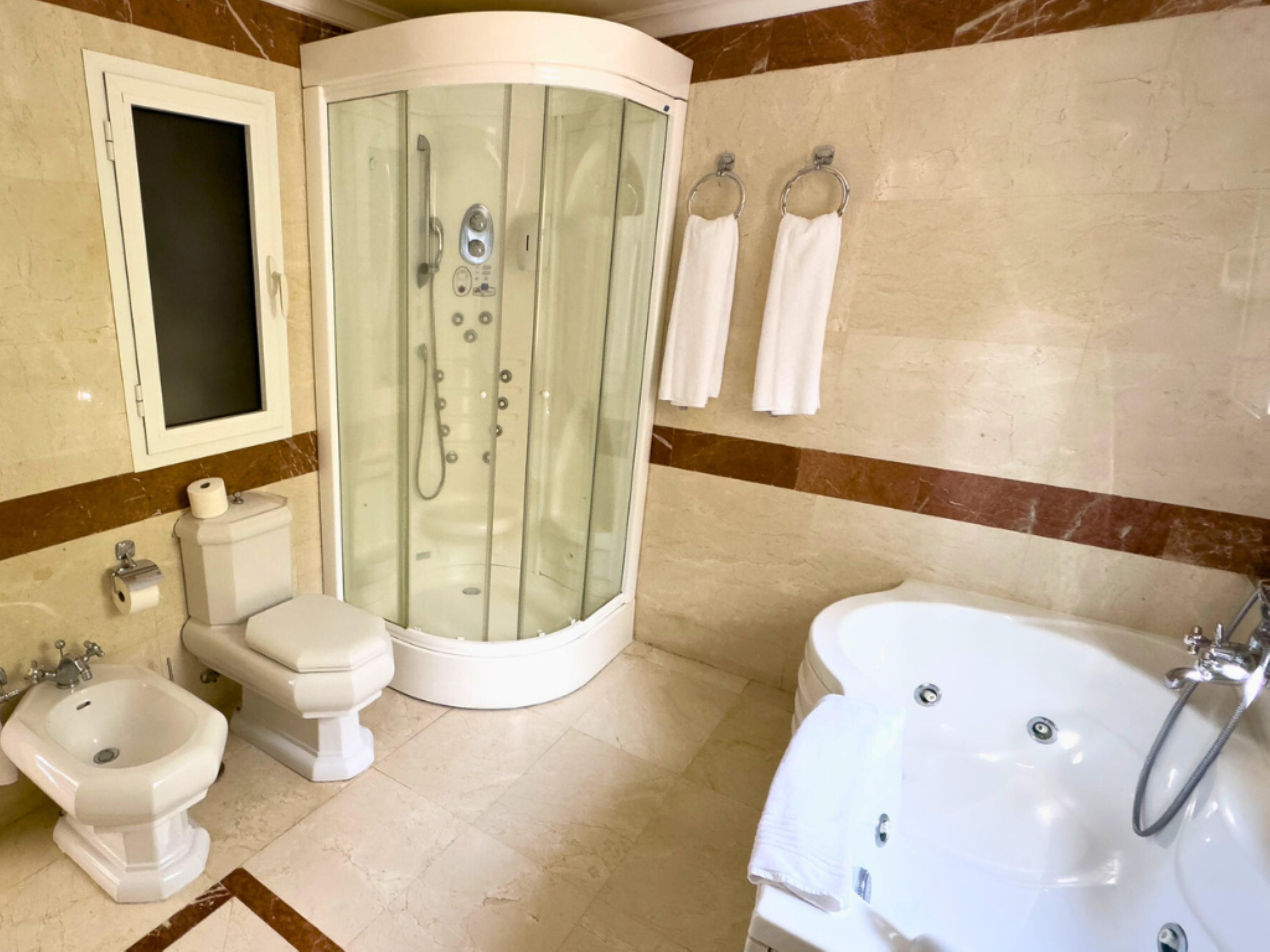 2 Bedrooms, Suite, Sea View, Hot Tub, Holiday Club Playa Amadores 3/3