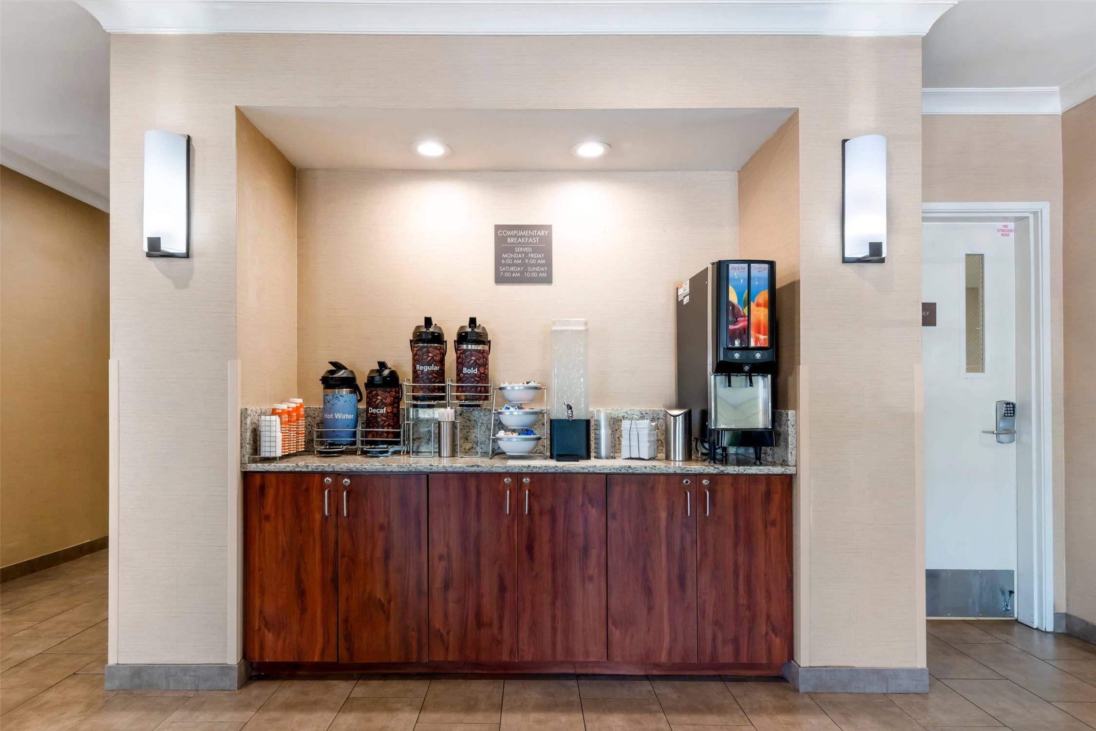 Comfort Suites Elizabethtown 7/19