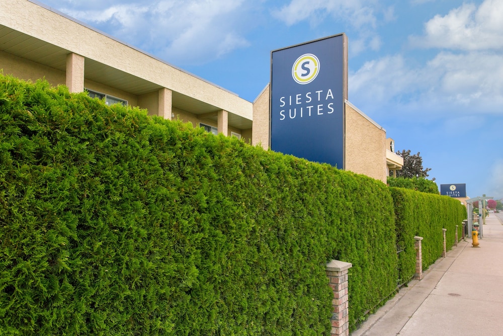 Siesta Suites 63/68