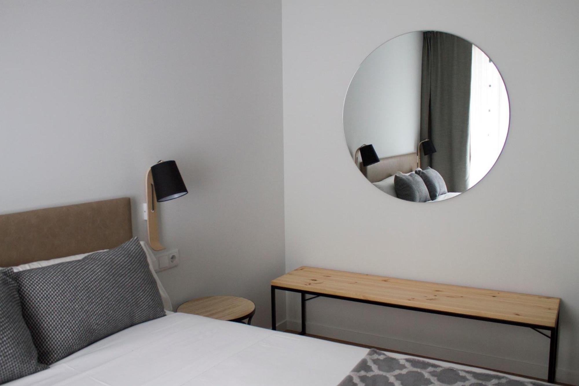 Lux Apartamentos Rosalia 8/17