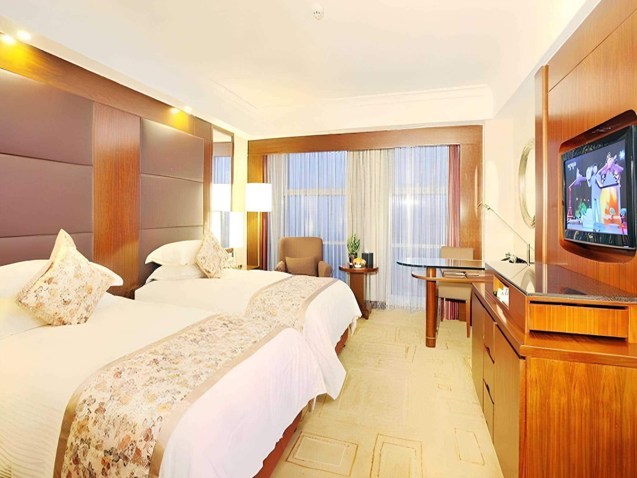 Deluxe, Twin Beds