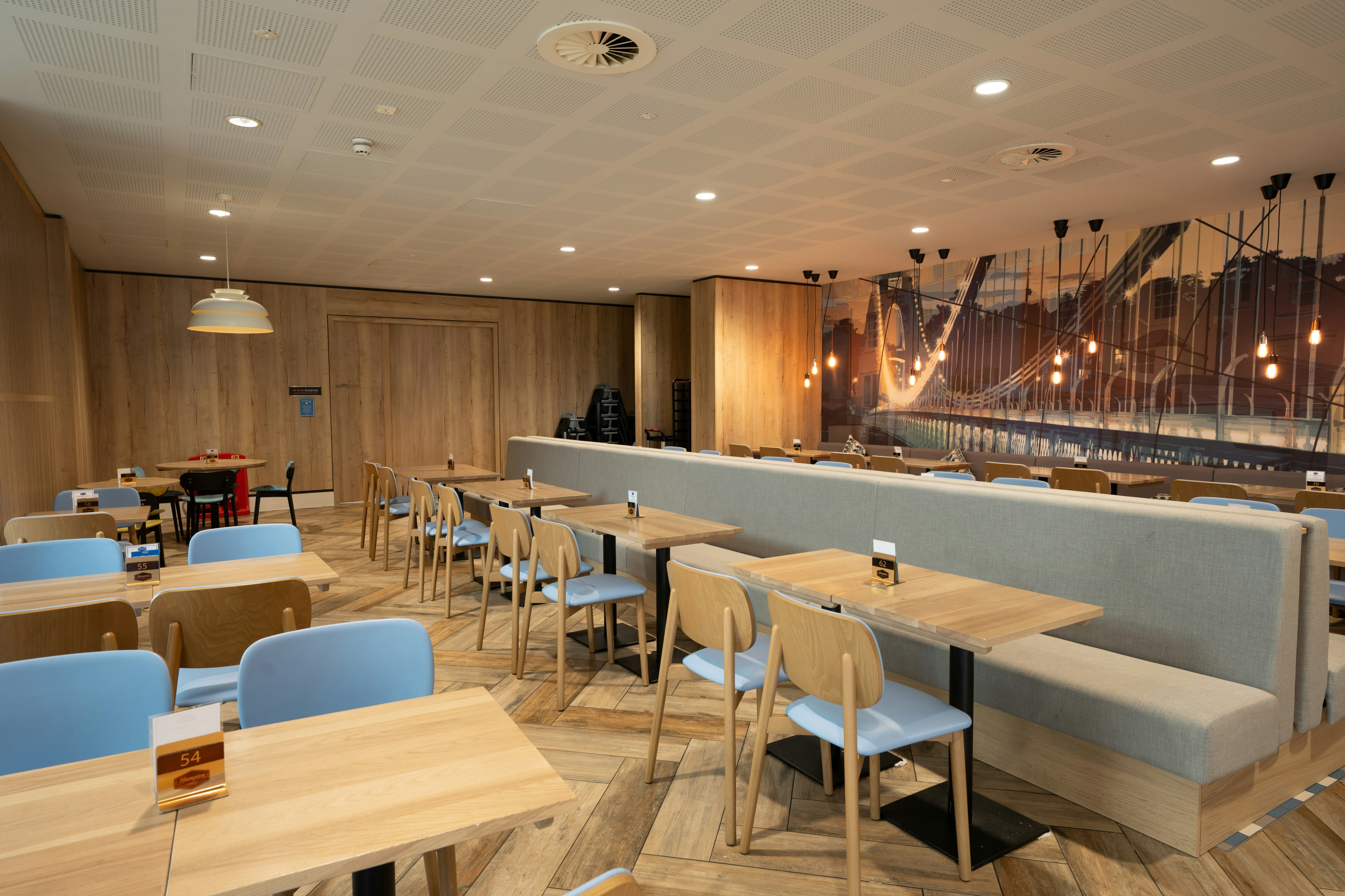 Hampton By Hilton Bristol Airport 29/46