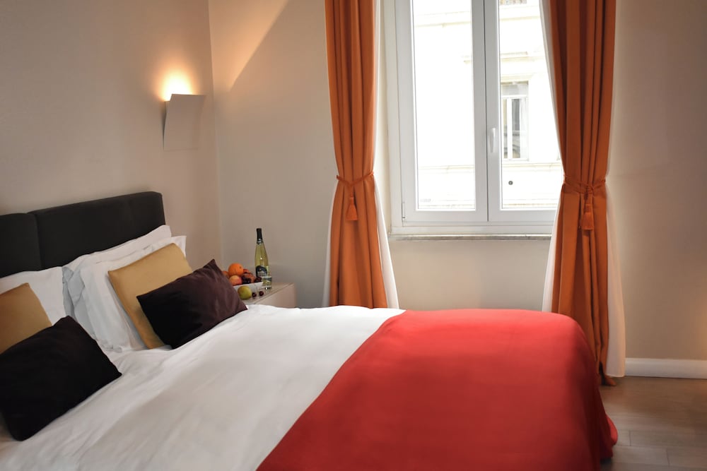 STANDARD, DOUBLE OR TWIN BED