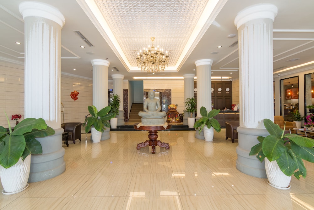 Paradise Hotel 24/32