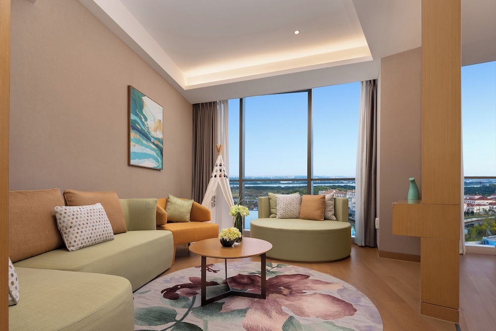 Holiday Inn Changsha Dawangshan 45/72