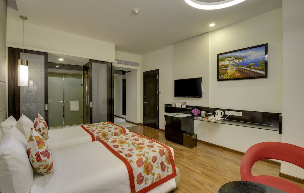 ROOM, SINGLE, DOUBLE BED